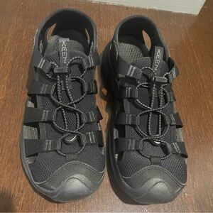 KEEN Men’s Size 8 Seanik H2 Black Outdoor Sandals